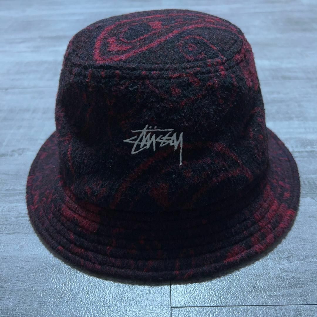 STUSSY(ステューシー)のSTUSSY ステューシー バケットハット ペイズリー柄 S/M 帽子 キャップ メンズの帽子(その他)の商品写真