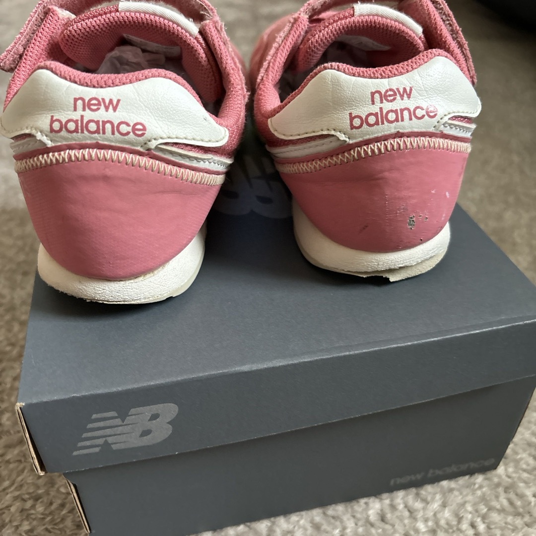 New Balance(ニューバランス)のニューバランス　スニーカー　ピンク　19.5㎝ キッズ/ベビー/マタニティのキッズ靴/シューズ(15cm~)(スニーカー)の商品写真