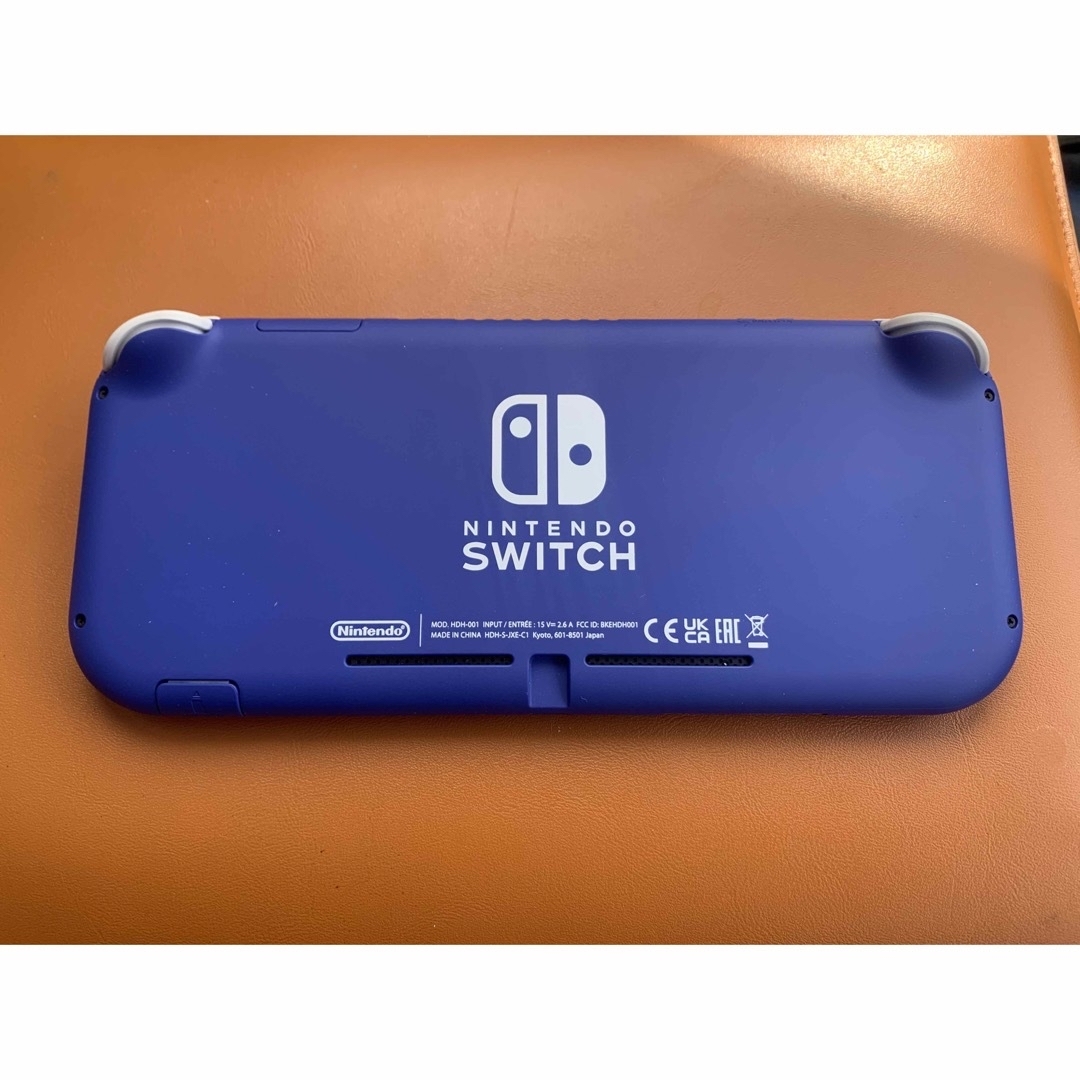 Nintendo Switch LITE ブルー エンタメ/ホビーのゲームソフト/ゲーム機本体(家庭用ゲーム機本体)の商品写真