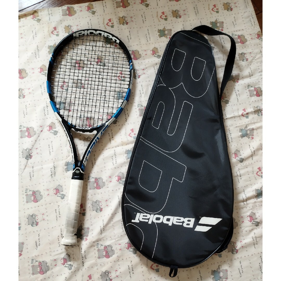 Babolat(バボラ)のお値段相談可　バボラ　テニスラケット　pureDrive スポーツ/アウトドアのテニス(ラケット)の商品写真