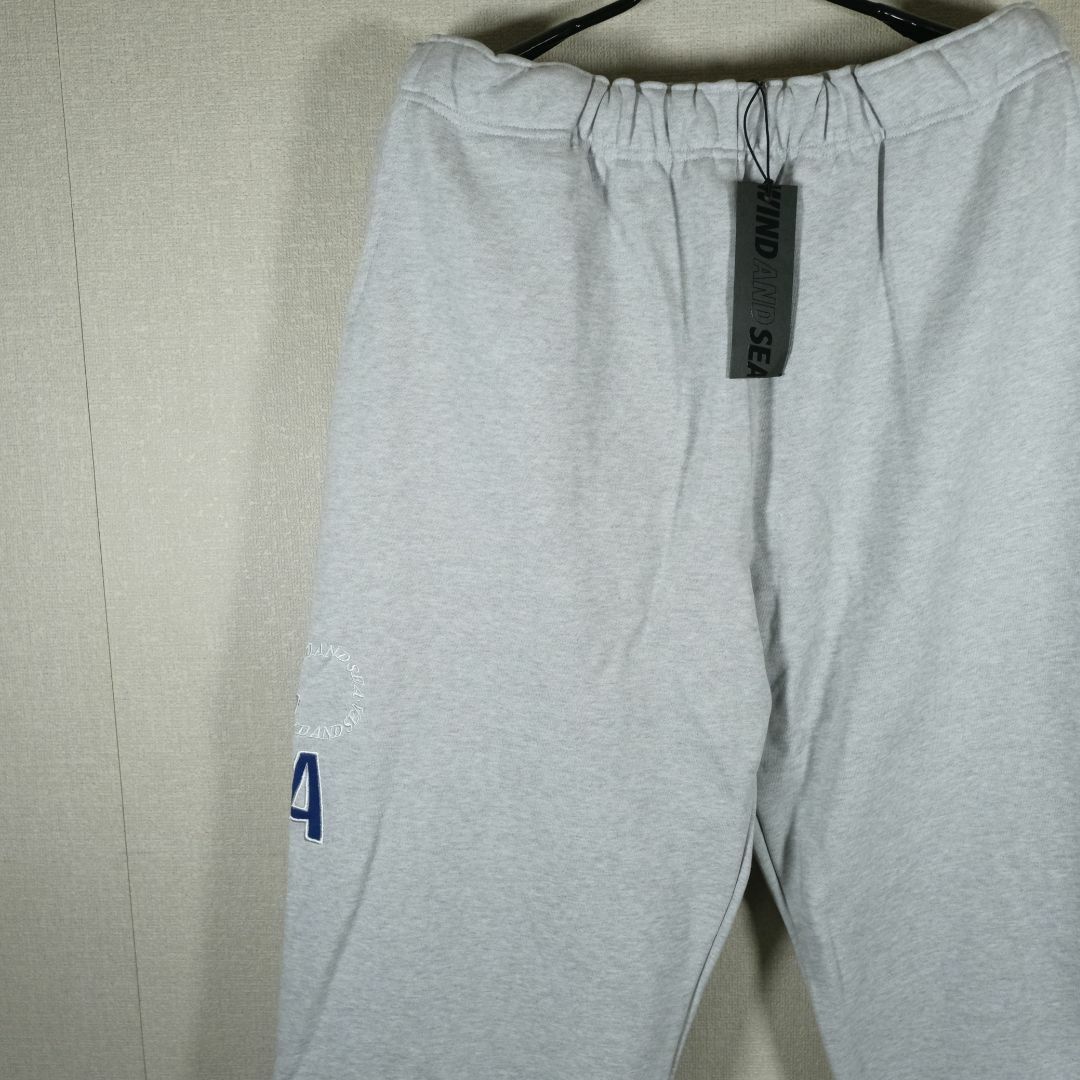 WIND AND SEA(ウィンダンシー)のWIND AND SEA S_E_A SWEAT PANTS GREY L メンズのパンツ(その他)の商品写真