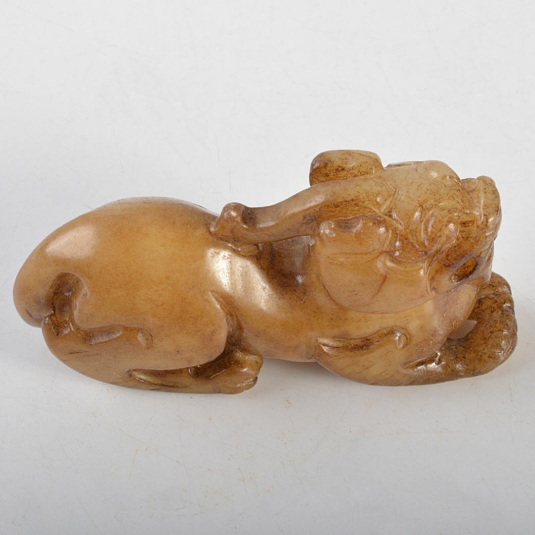 中国 玉石彫刻 獅子 神獣 根付 紙鎮 置物 C R7142E 中国 玉石彫刻 獅子 神獣 根付 紙鎮 置物 C R7142E