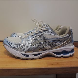 アシックス(asics)の値下げ交渉OK Asics gel Kayano 14(スニーカー)