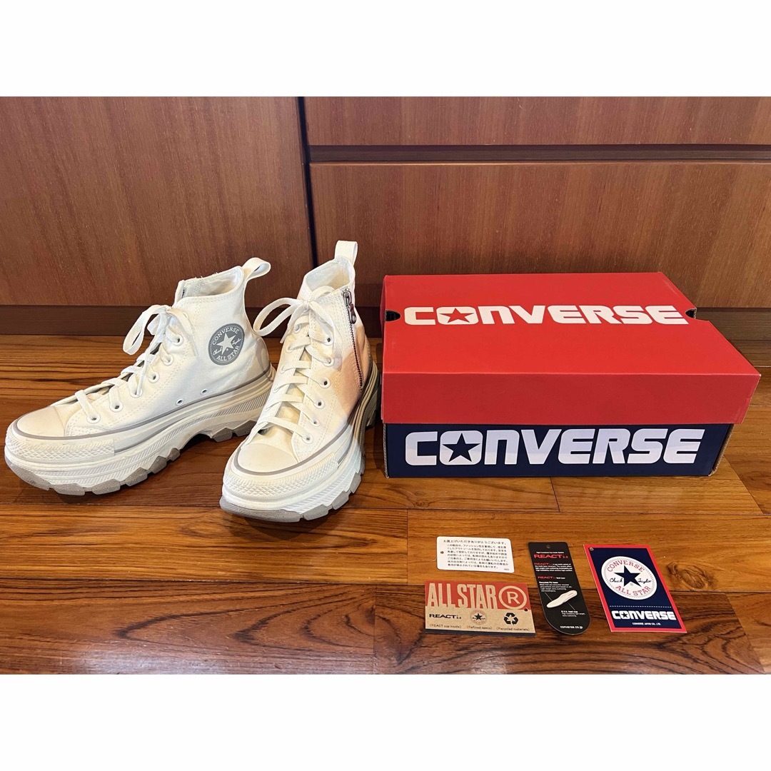 CONVERSE(コンバース)のコンバース☆トレックウェーブ☆限定カラー☆ホワイト×グレー☆24.5㎝☆5.5 レディースの靴/シューズ(スニーカー)の商品写真