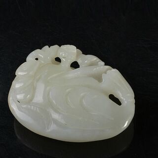 中国　玉石白玉彫刻　蝙蝠彫　根付　紙鎮　置物　C　R7147E(彫刻/オブジェ)