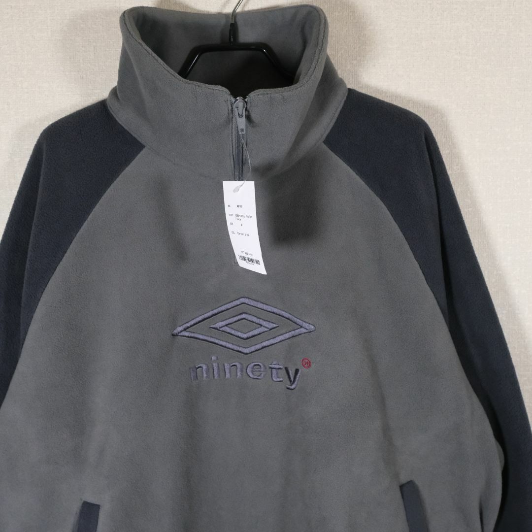 UMBRO(アンブロ)の9090 umbro Raglan Fleece ボアジャケットCharcoal メンズのトップス(パーカー)の商品写真