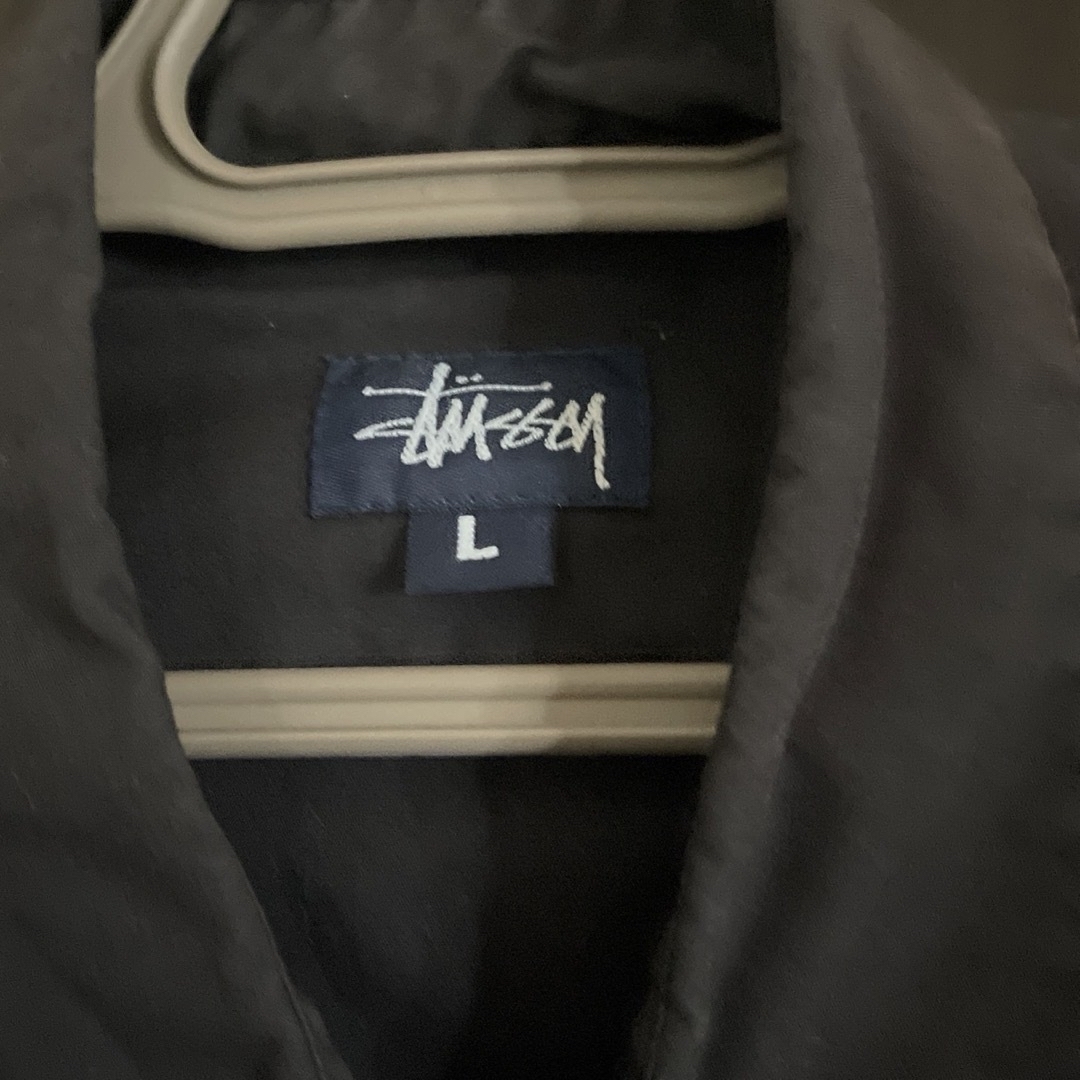 STUSSY(ステューシー)のStussy ブラックシャツ メンズのトップス(Tシャツ/カットソー(半袖/袖なし))の商品写真