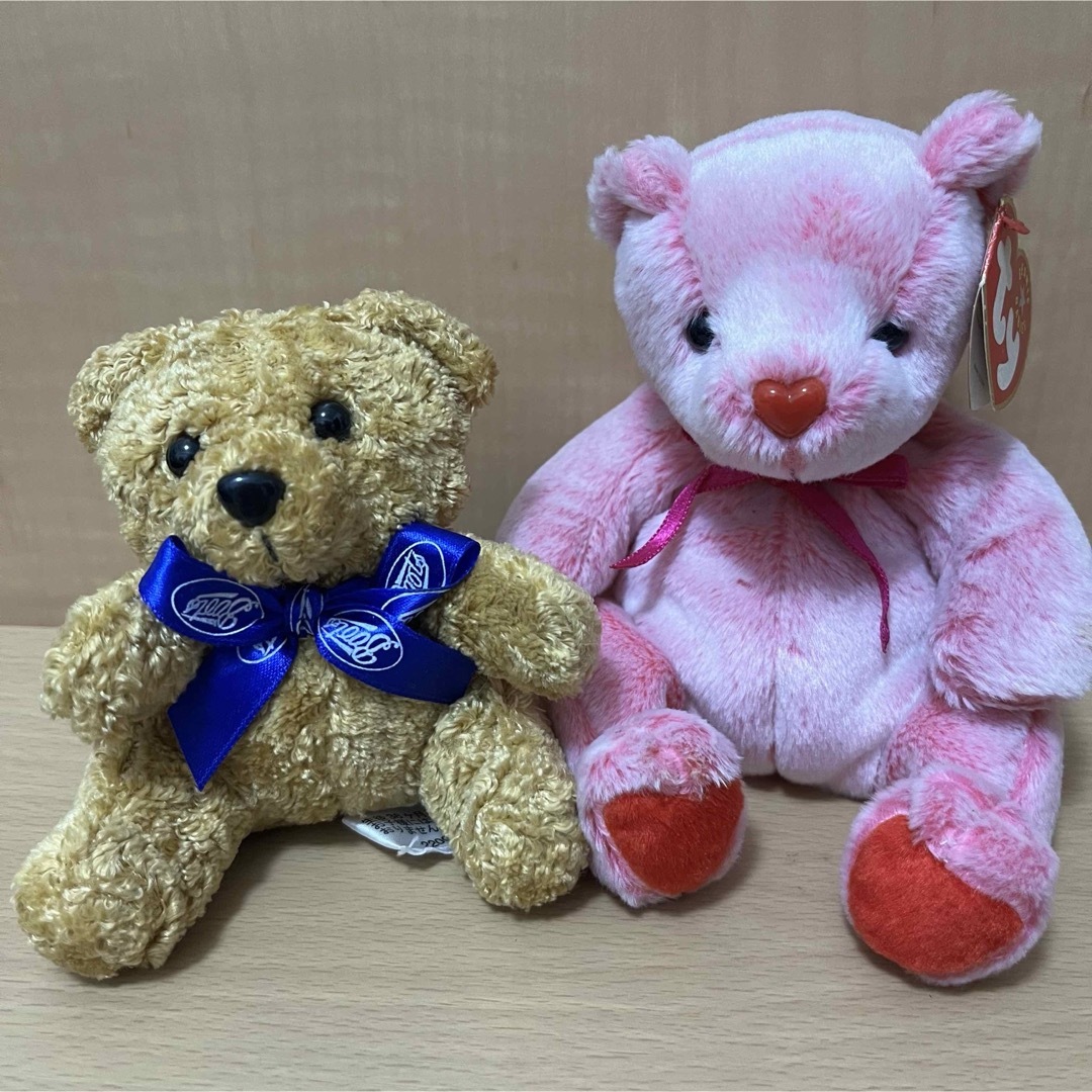 ぬいぐるみ くま 2種　ty Beanie Babies  ピンク ハート エンタメ/ホビーのおもちゃ/ぬいぐるみ(ぬいぐるみ)の商品写真