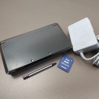 ニンテンドー3DS(ニンテンドー3DS)のすぐに遊べる付属品セット！◆任天堂3DS 中古本体◆コスモブラック◆97(携帯用ゲーム機本体)