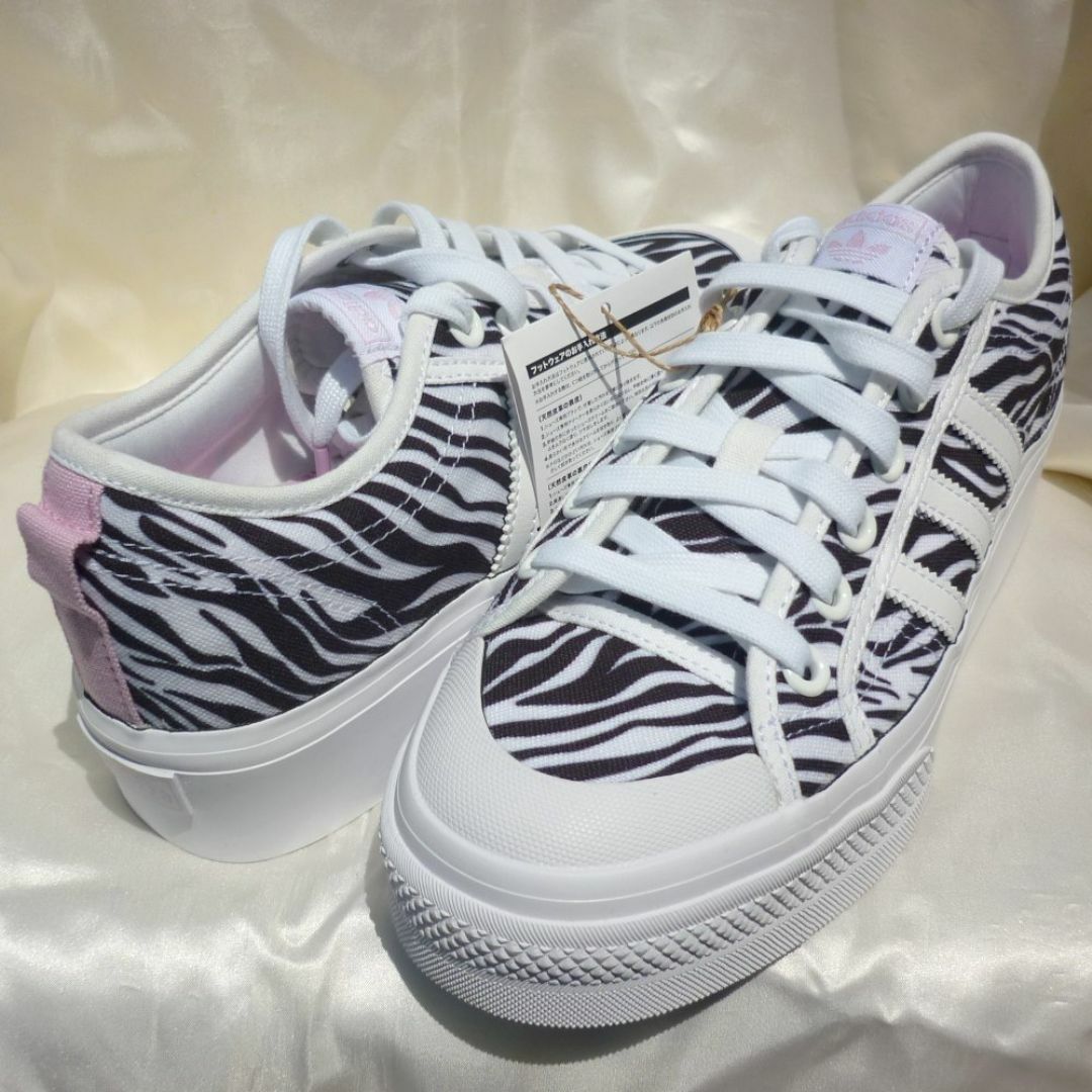 adidas - 新品24.5cm アディダスNIZZA PLATFORM厚底ゼブラ柄 adidas - 新品24.5cm アディダスNIZZA PLATFORM厚底ゼブラ柄