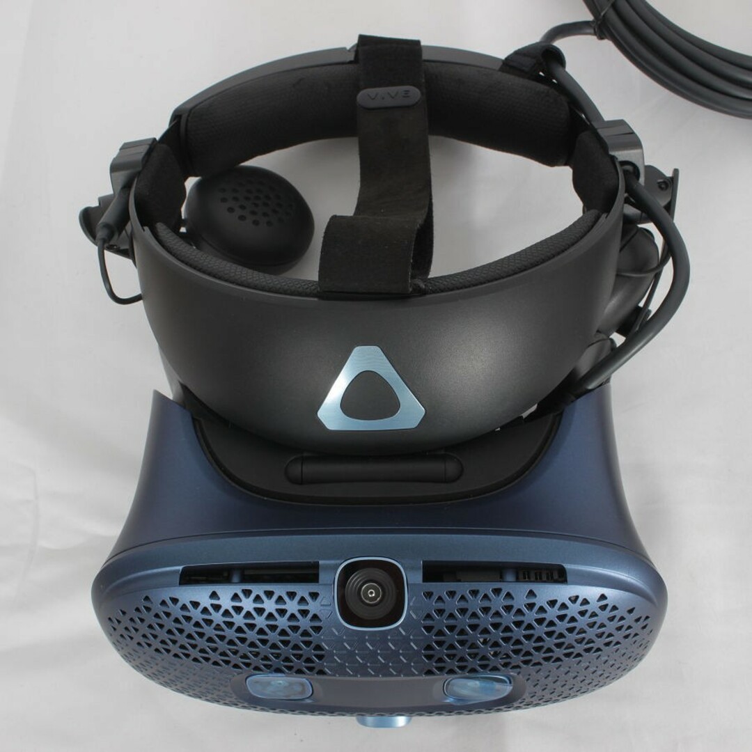 HTC(ハリウッドトレーディングカンパニー)の【美品】HTC VIVE Cosmos 99HARL006-00 VR ヘッドマウントディスプレイ バイブ コスモス 本体 エンタメ/ホビーのゲームソフト/ゲーム機本体(その他)の商品写真