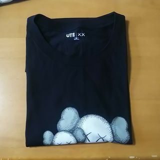 ユニクロ(UNIQLO)のカウズ ユニクロ コラボ Tシャツ ブラック 4XL(Tシャツ/カットソー(半袖/袖なし))