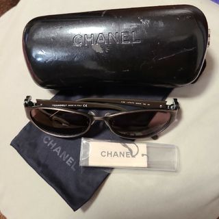 シャネル(CHANEL)のCHANELカメリアサングラス(サングラス/メガネ)