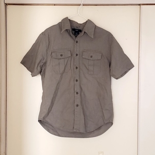 ギャップ(GAP)のGAPシャツ(Tシャツ/カットソー(半袖/袖なし))