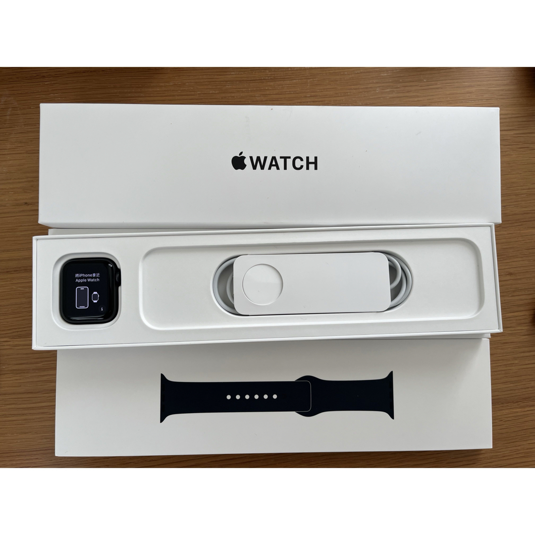 Apple Watch(アップルウォッチ)のAPPLE WATCH SE GPSモデル SGAL MKQ13J/A スマホ/家電/カメラのスマートフォン/携帯電話(その他)の商品写真