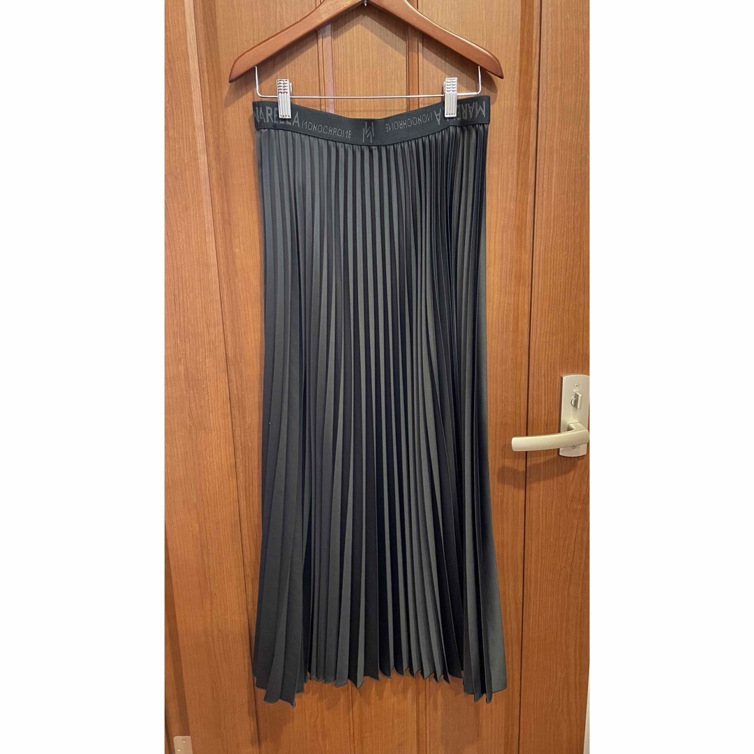 MARELLA  ロングスカート　黒 レディースのスカート(ロングスカート)の商品写真