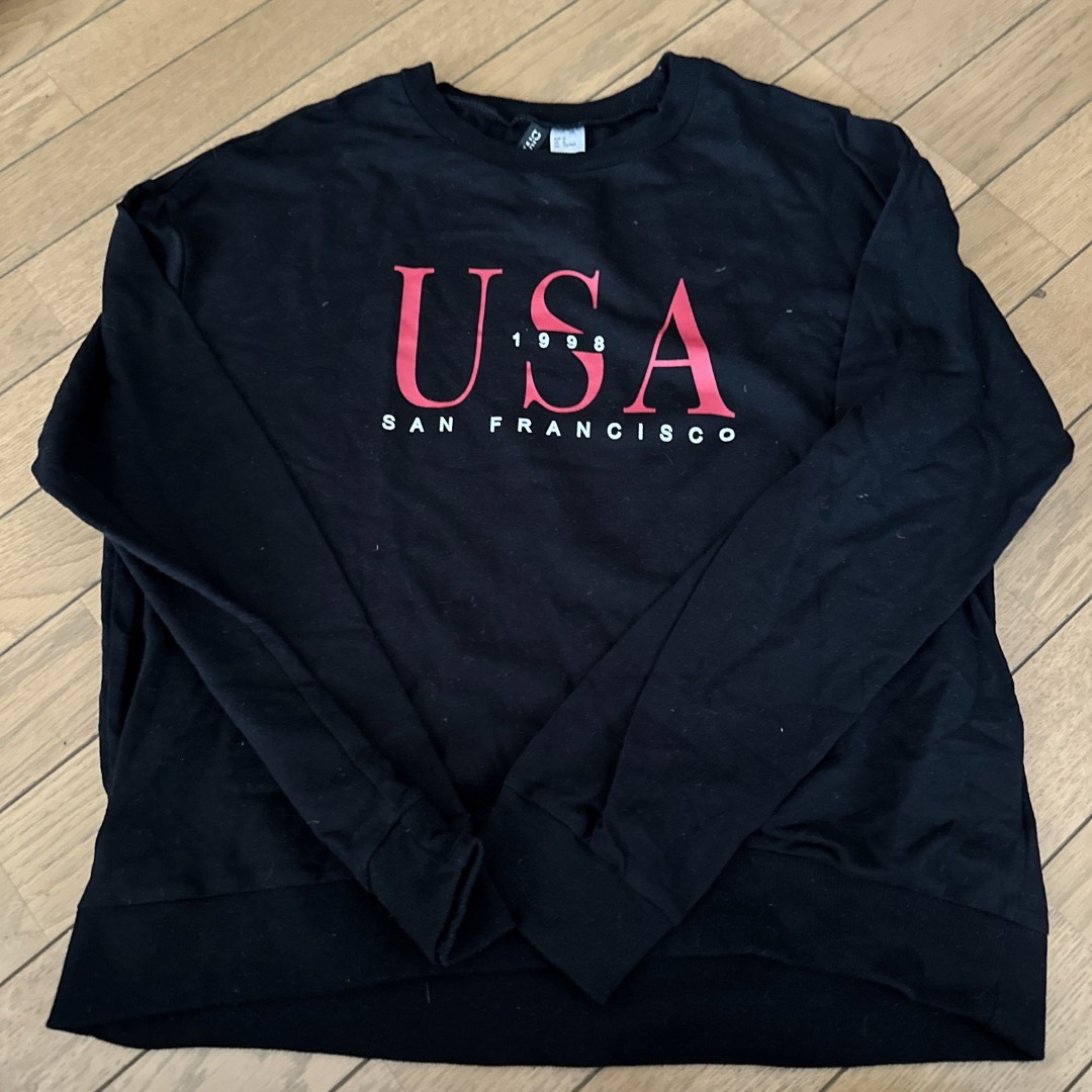 H&M(エイチアンドエム)のH &M  長袖Tシャツ　ロンT  Mサイズ レディースのトップス(Tシャツ(長袖/七分))の商品写真