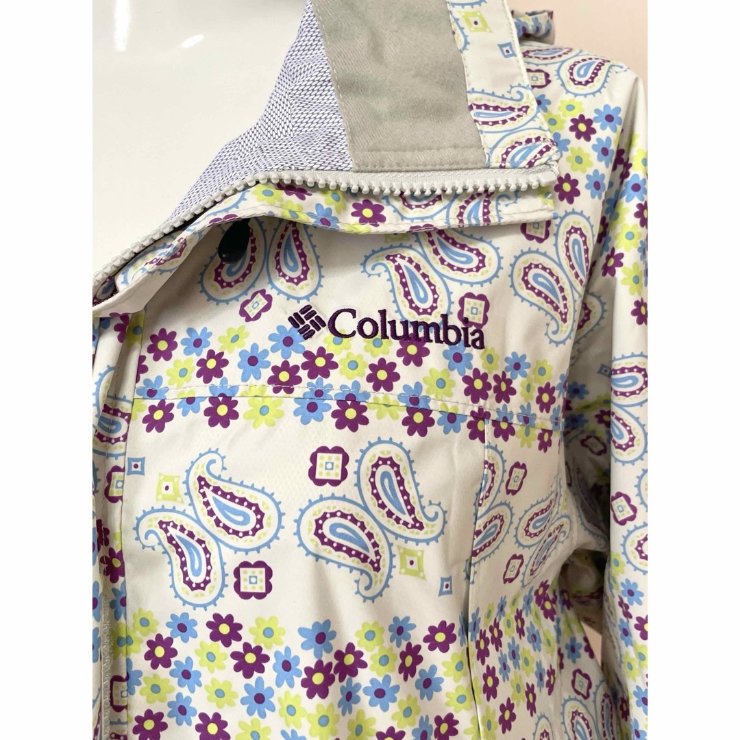 Columbia(コロンビア)のColumbia コロンビア　ナイロンジャケット　M 花柄　春服　アウトドア レディースのジャケット/アウター(ナイロンジャケット)の商品写真