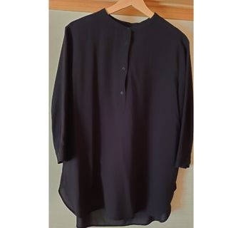 ユニクロ(UNIQLO)のシャツ(シャツ/ブラウス(長袖/七分))