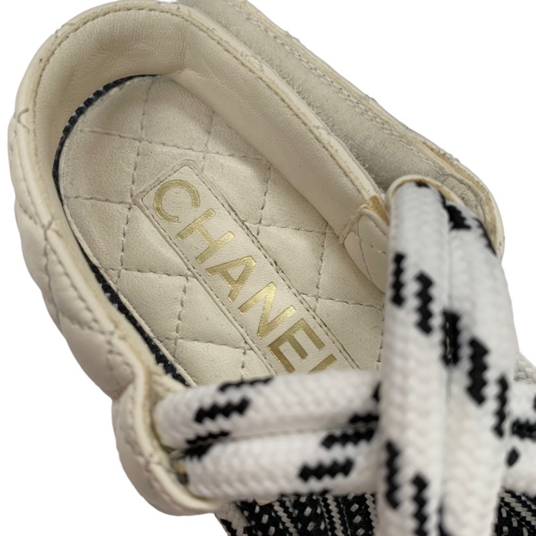 CHANEL(シャネル)のシャネル CHANEL サンダル 靴 シューズ ラムスキン コルク アイボリー スポーツサンダル コード ココマーク ロゴ レディースの靴/シューズ(サンダル)の商品写真