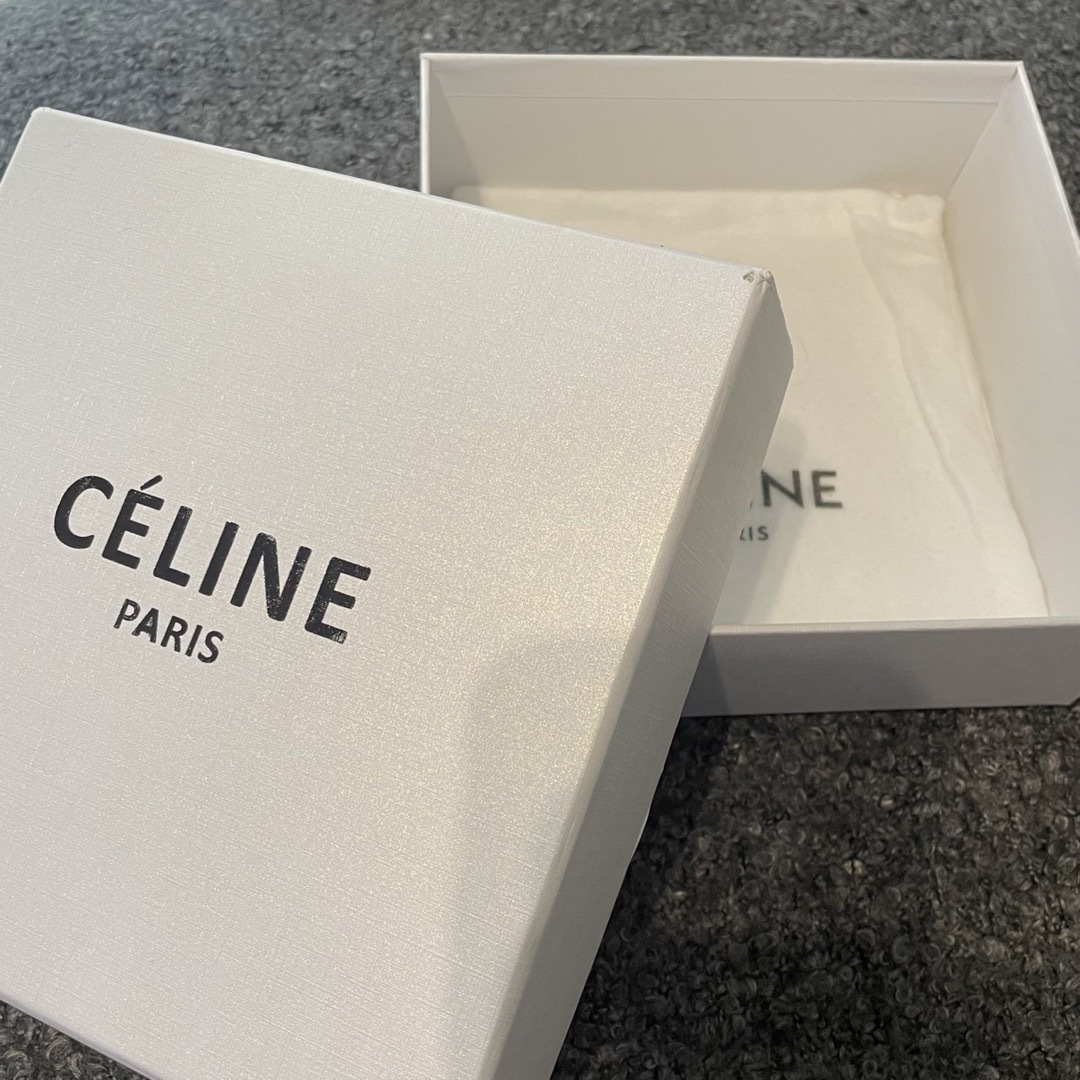 celine(セリーヌ)の【CELINE】ロゴカチューシャ レディースのヘアアクセサリー(カチューシャ)の商品写真