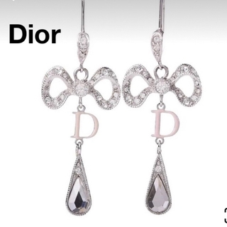 ディオール(Dior)のChristian Dior　リボン　ピアス　美品　ラインストーン(ピアス)