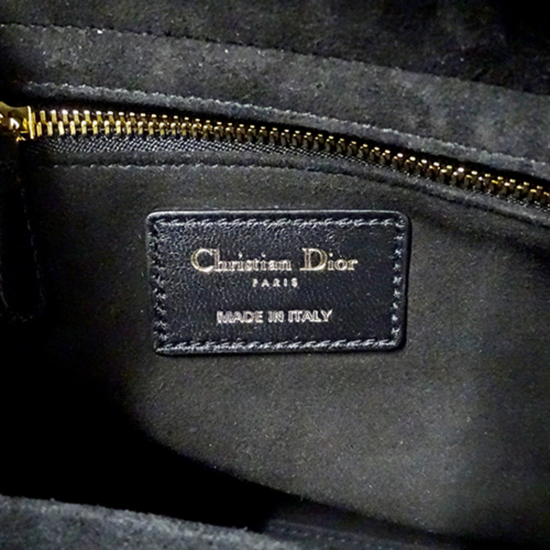 Christian Dior(クリスチャンディオール)のディオール Dior バッグ レディース ブランド ハンドバッグ ショルダーバッグ 2way レディディオール ミディアム カナージュ レザー ブラック ゴールド金具 黒 斜め掛け おしゃれ かわいい 【中古】 レディースのバッグ(ハンドバッグ)の商品写真