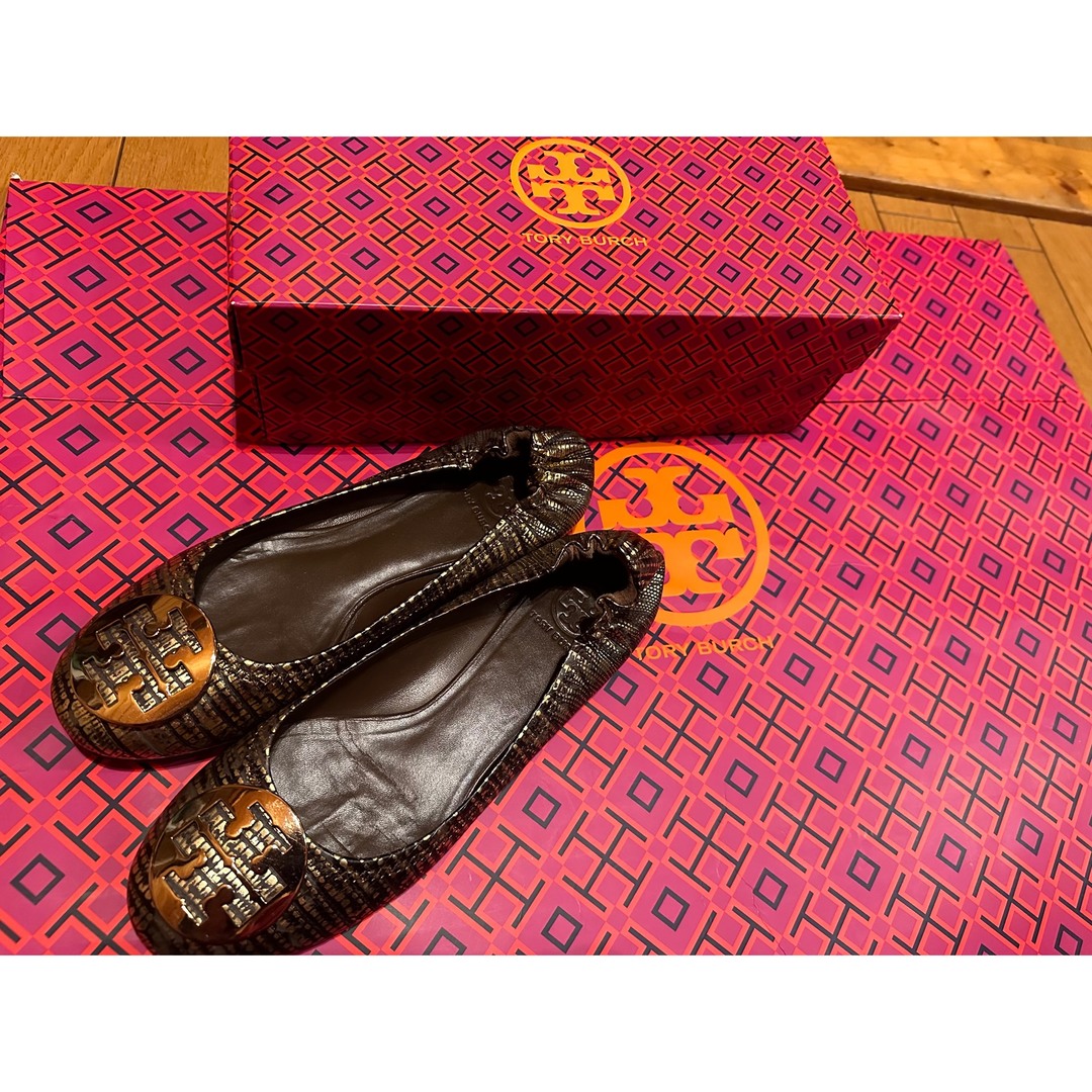Tory Burch(トリーバーチ)のトリーバーチ　フラットシューズ　バレエシューズ　フラットパンプス レディースの靴/シューズ(バレエシューズ)の商品写真