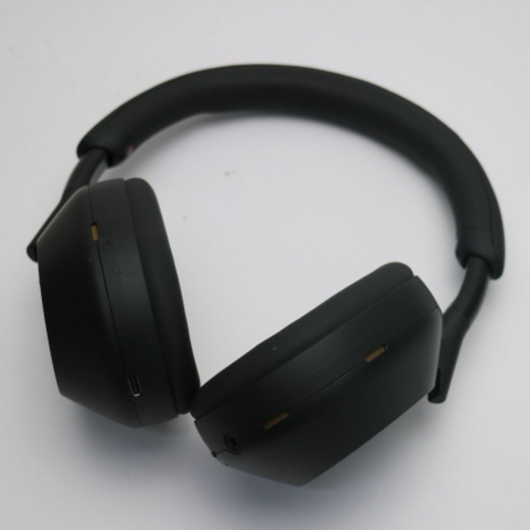 SONY(ソニー)のWH-1000XM5 ブラック M222 スマホ/家電/カメラのオーディオ機器(ヘッドフォン/イヤフォン)の商品写真