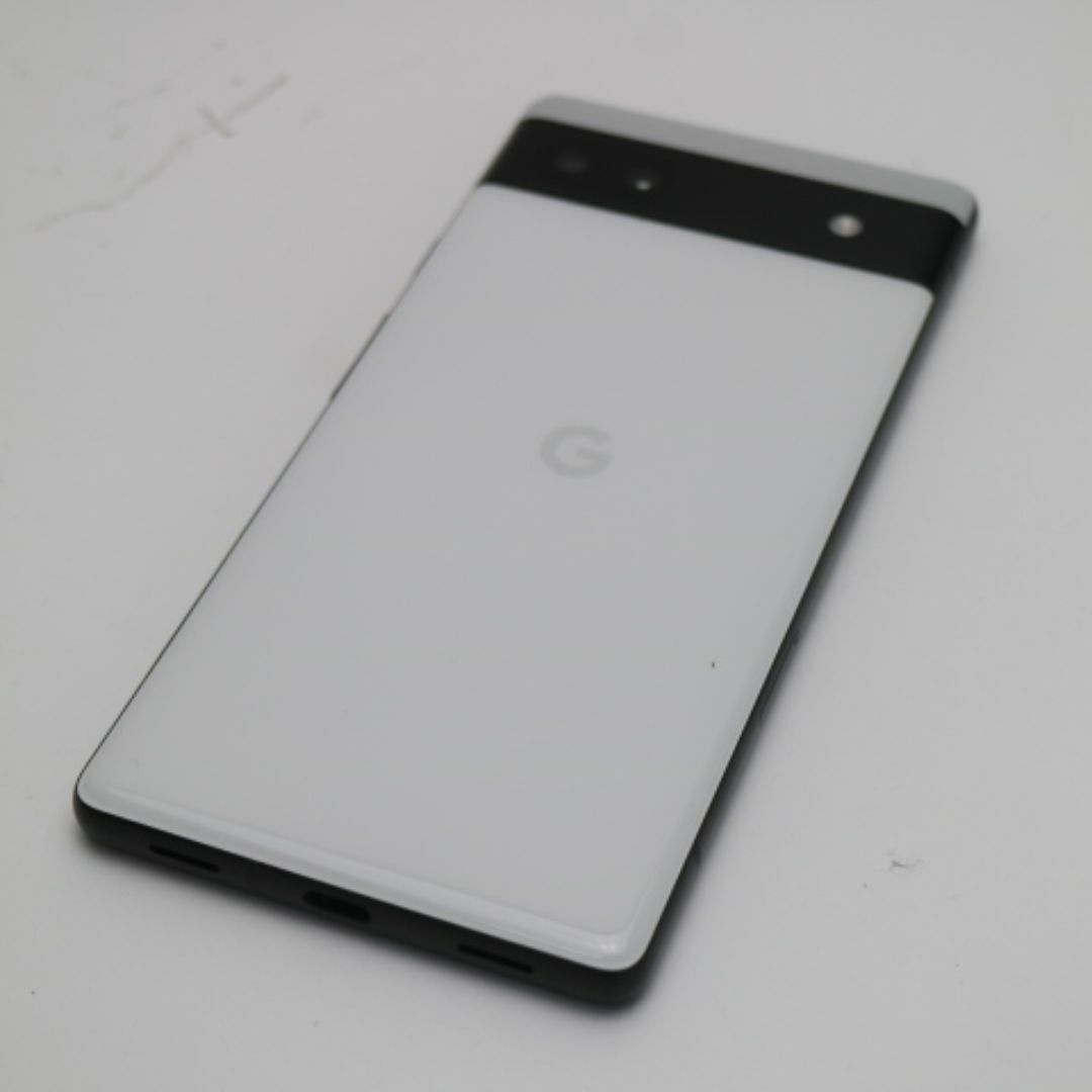 ANDROID(アンドロイド)の新品同様 au Google Pixel 6a チョーク M222 スマホ/家電/カメラのスマートフォン/携帯電話(スマートフォン本体)の商品写真