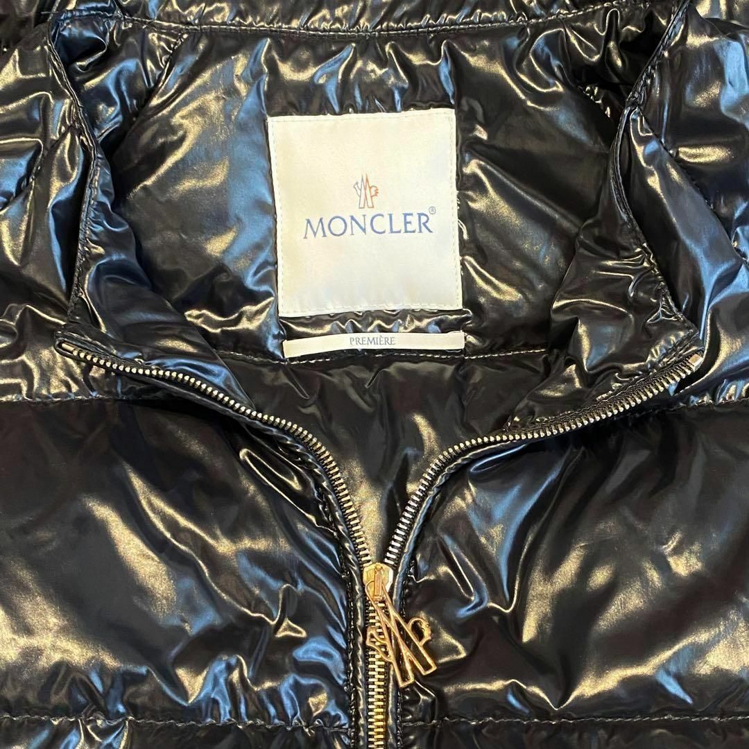 MONCLER(モンクレール)のモンクレール プルミエール 黒 ロングダウン ビッグカラー コレクションライン レディースのジャケット/アウター(ダウンジャケット)の商品写真