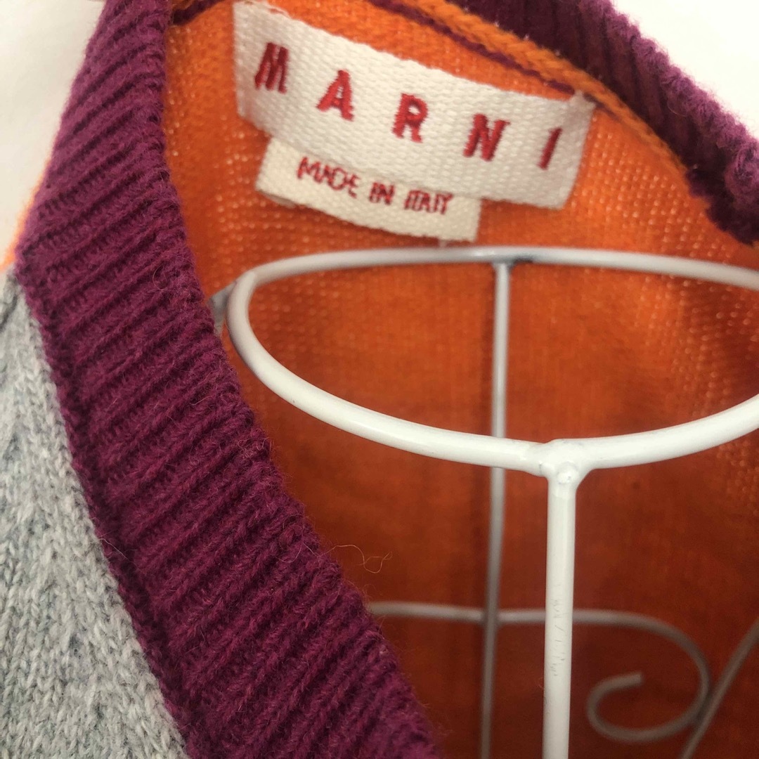 Marni(マルニ)のMARNI 刺繍ロゴ　半袖トップス レディースのトップス(カットソー(半袖/袖なし))の商品写真