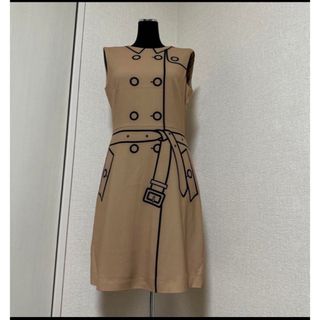 モスキーノ(MOSCHINO)の極美品　BOTIQUE MOSCHINO デザインワンピース(ひざ丈ワンピース)