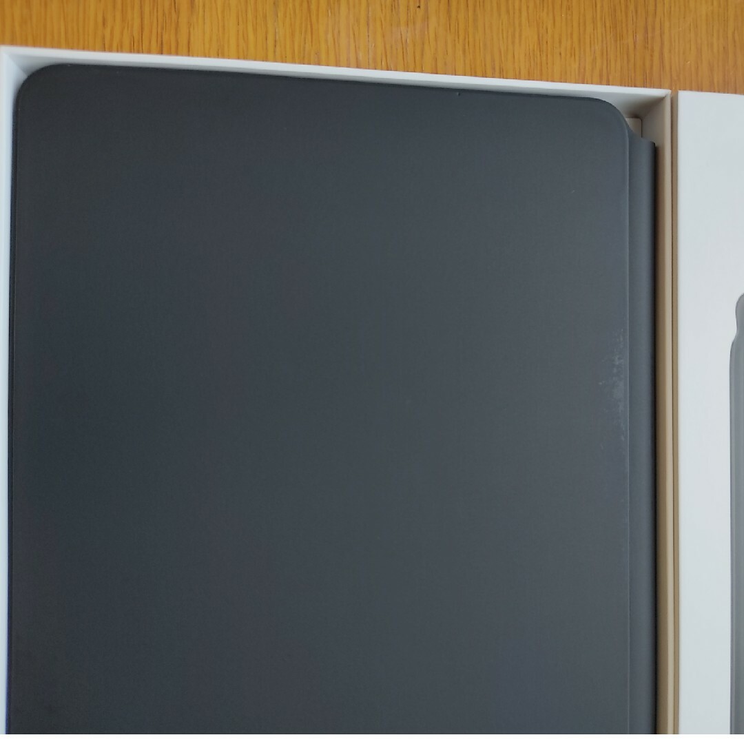 Apple(アップル)のApple iPad Magic Keyboard スマホ/家電/カメラのPC/タブレット(タブレット)の商品写真