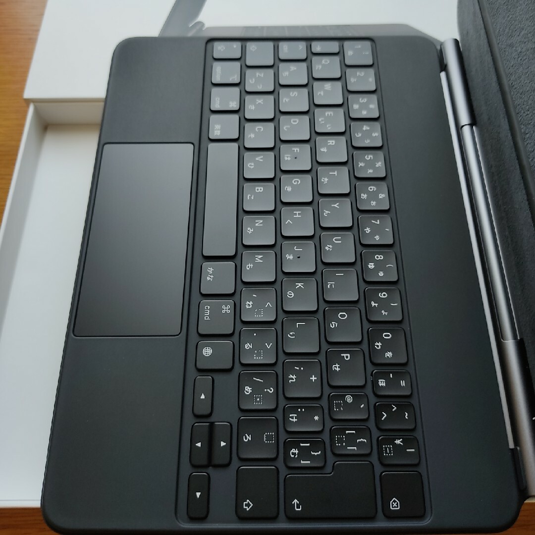 Apple(アップル)のApple iPad Magic Keyboard スマホ/家電/カメラのPC/タブレット(タブレット)の商品写真