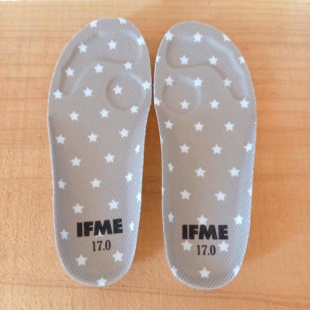 IFME(イフミー)のイフミー IFME スニーカー 17㎝ ピンク タグ付き キッズ/ベビー/マタニティのキッズ靴/シューズ(15cm~)(スニーカー)の商品写真