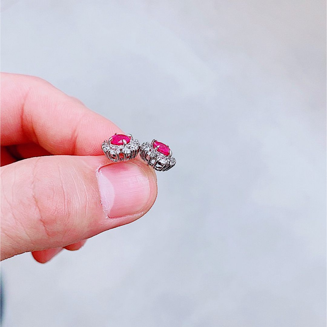 ★1.76ct★✨ルビー0.90ctダイヤモンドプラチナピアスイヤリングスタッド レディースのアクセサリー(ピアス)の商品写真