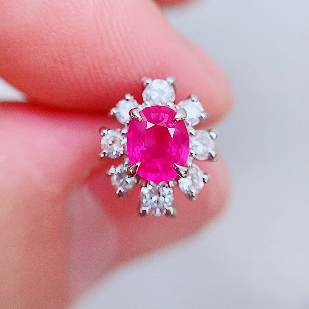 ★1.76ct★✨ルビー0.90ctダイヤモンドプラチナピアスイヤリングスタッド レディースのアクセサリー(ピアス)の商品写真