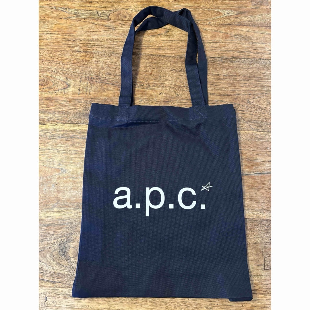 A.P.C(アーペーセー)の非売品！新品未使用　A.P.C. トートバッグ レディースのバッグ(トートバッグ)の商品写真