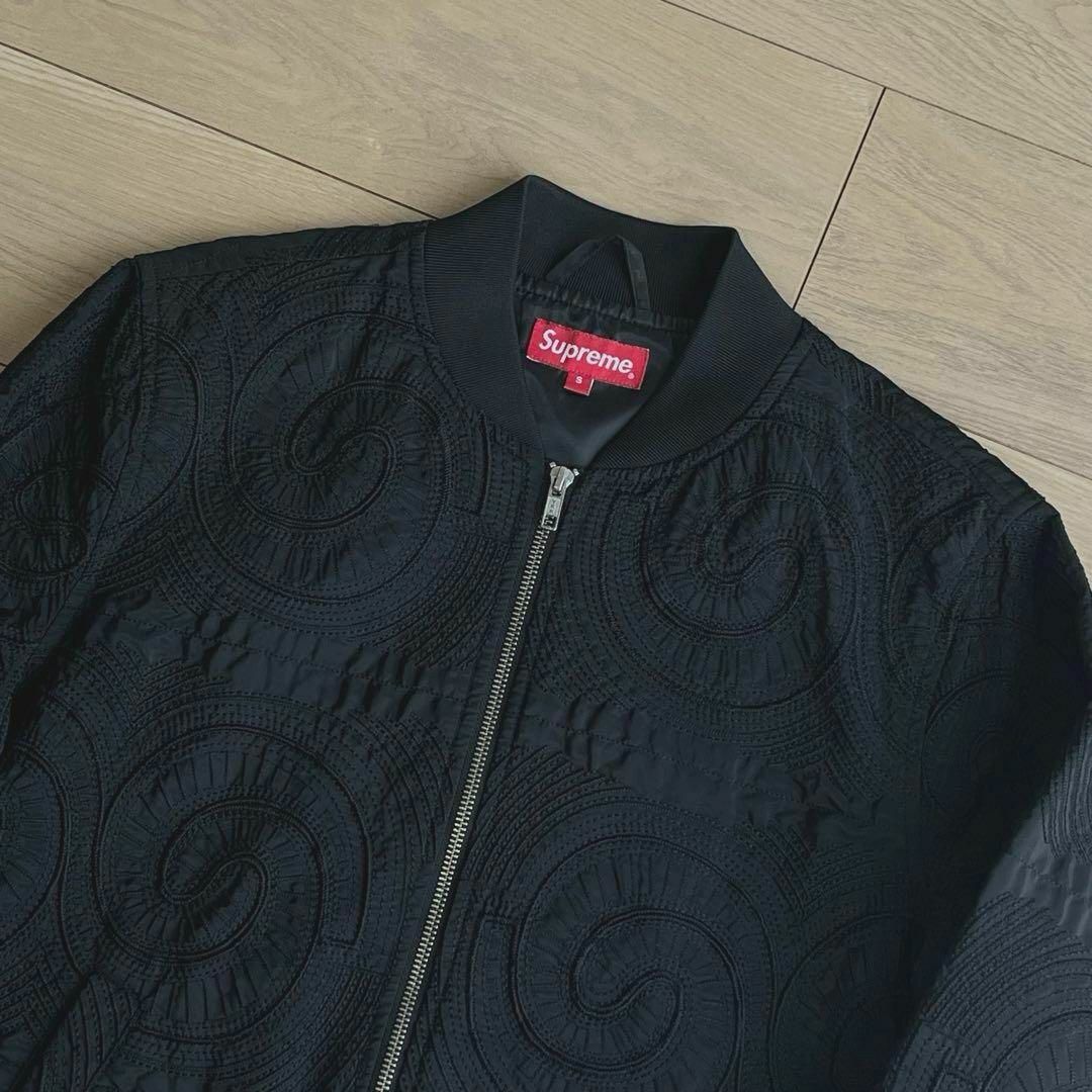 Supreme(シュプリーム)のシュプリーム　14SS　Up Town Jacket　刺繍　ブルゾン　Sサイズ メンズのジャケット/アウター(その他)の商品写真