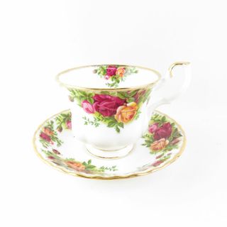 ロイヤルアルバート(ROYAL ALBERT)の未使用 ROYAL ALBERT ロイヤルアルバート オールドカントリーローズ ティーカップ＆ソーサー 金彩 花柄 フラワー 英国 SU5484A1 (グラス/カップ)