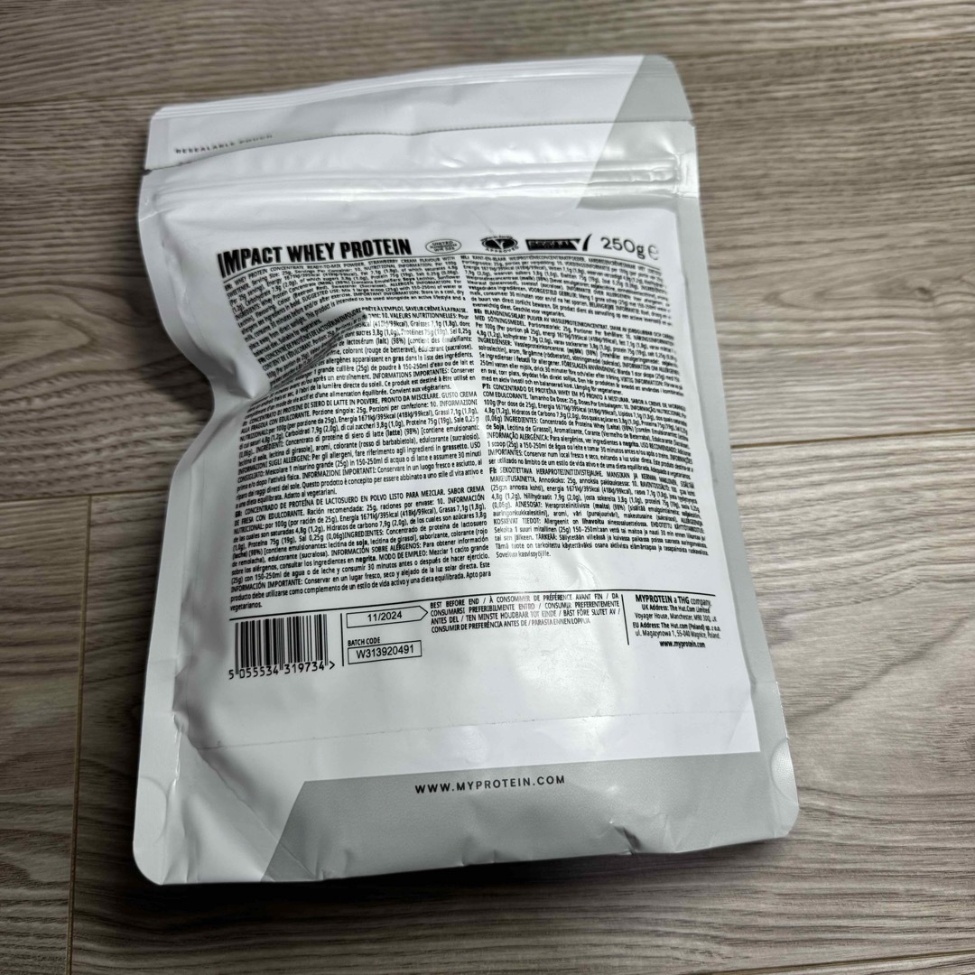 MYPROTEIN(マイプロテイン)の【新品 未開封】Impact ホエイプロテイン ストロベリークリーム 食品/飲料/酒の健康食品(プロテイン)の商品写真