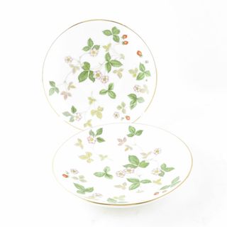 ウェッジウッド(WEDGWOOD)の美品 WEDGWOOD ウェッジウッド ワイルドストロベリー ソーサーのみ 2点 ペア 14.5cmプレート 小皿 SU5508A2 (グラス/カップ)