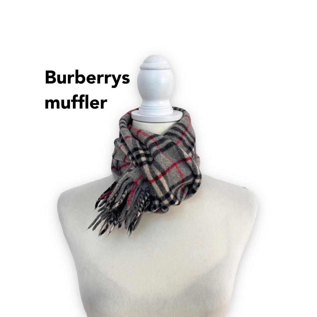 BURBERRY(バーバリー)のBurberrys バーバリーズ　マフラー　ストール　ノバチェック　ウール　灰色 レディースのファッション小物(マフラー/ショール)の商品写真