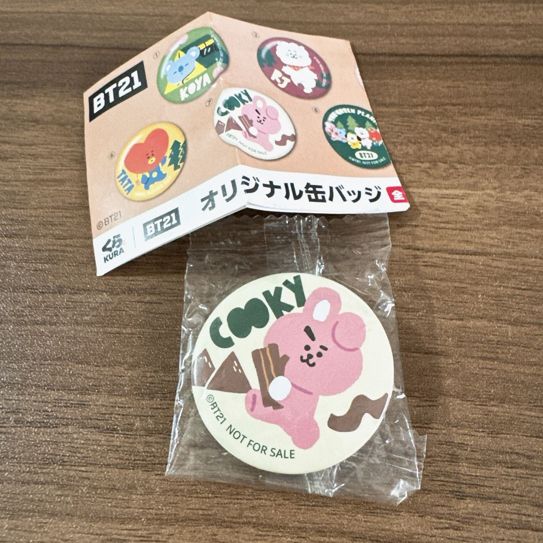 くら寿司×BT21 缶バッジ エンタメ/ホビーのアニメグッズ(バッジ/ピンバッジ)の商品写真