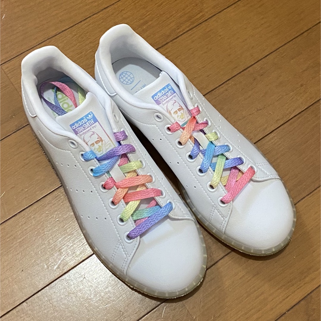 adidas(アディダス)の※新品購入•未使用品※adidasスニーカーSmith 24.0cm※箱無し レディースの靴/シューズ(スニーカー)の商品写真