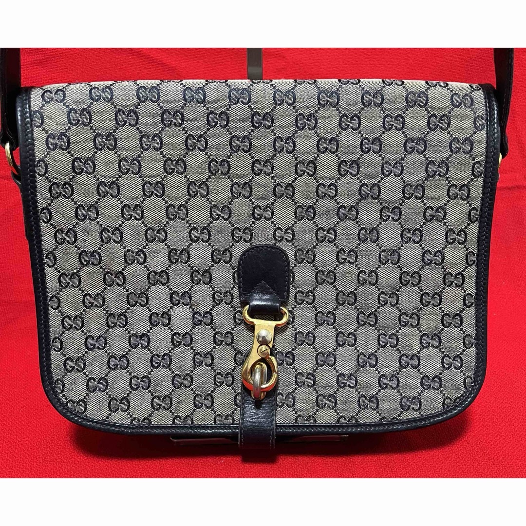 Gucci(グッチ)の美品　GUCCI グッチ　ショルダー　バッグ　大容量　GG 金具　ネイビー レディースのバッグ(ショルダーバッグ)の商品写真