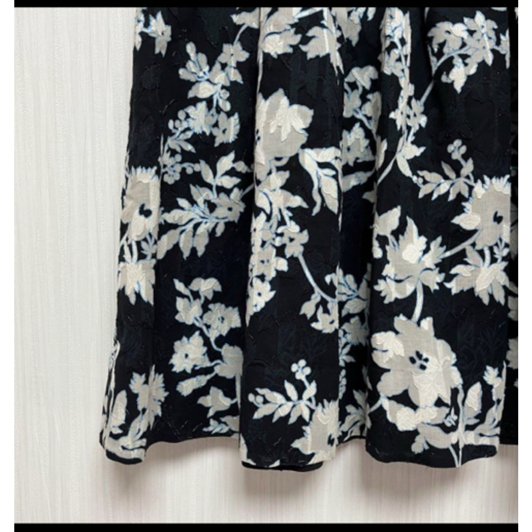 UNITED ARROWS(ユナイテッドアローズ)のユナイテッドアローズ トーキョー花柄スカートＭ レディースのスカート(ロングスカート)の商品写真