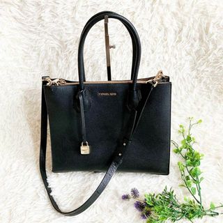 マイケルコース(Michael Kors)の【美品】マイケルコース　レザートートバッグ　2way  A4OK  南京錠付き(トートバッグ)