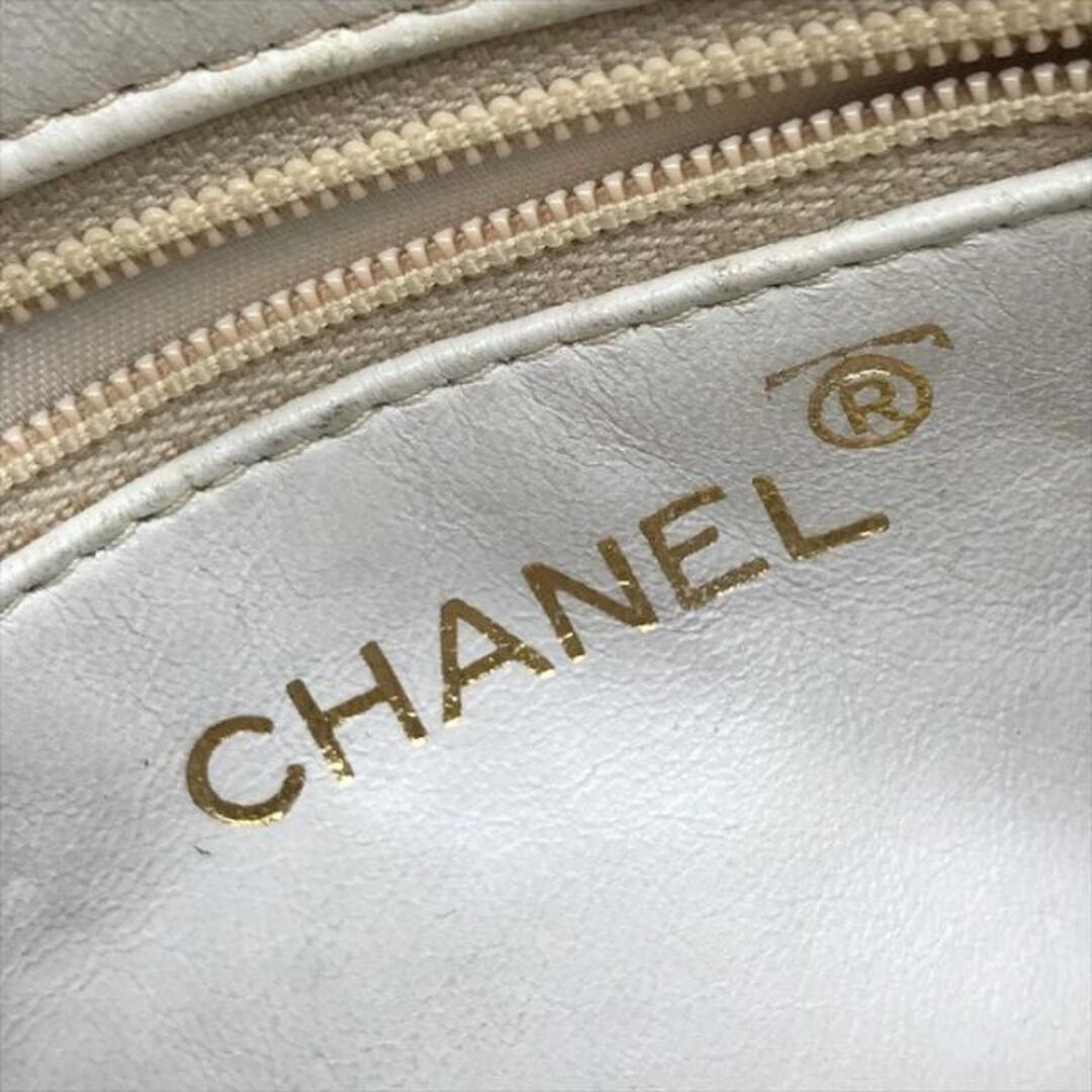 CHANEL(シャネル)の美品 CHANEL シャネル ココマーク ミニ マトラッセ ラムスキン フリンジ チェーン ショルダー バッグ ゴールド a1957 レディースのバッグ(ショルダーバッグ)の商品写真